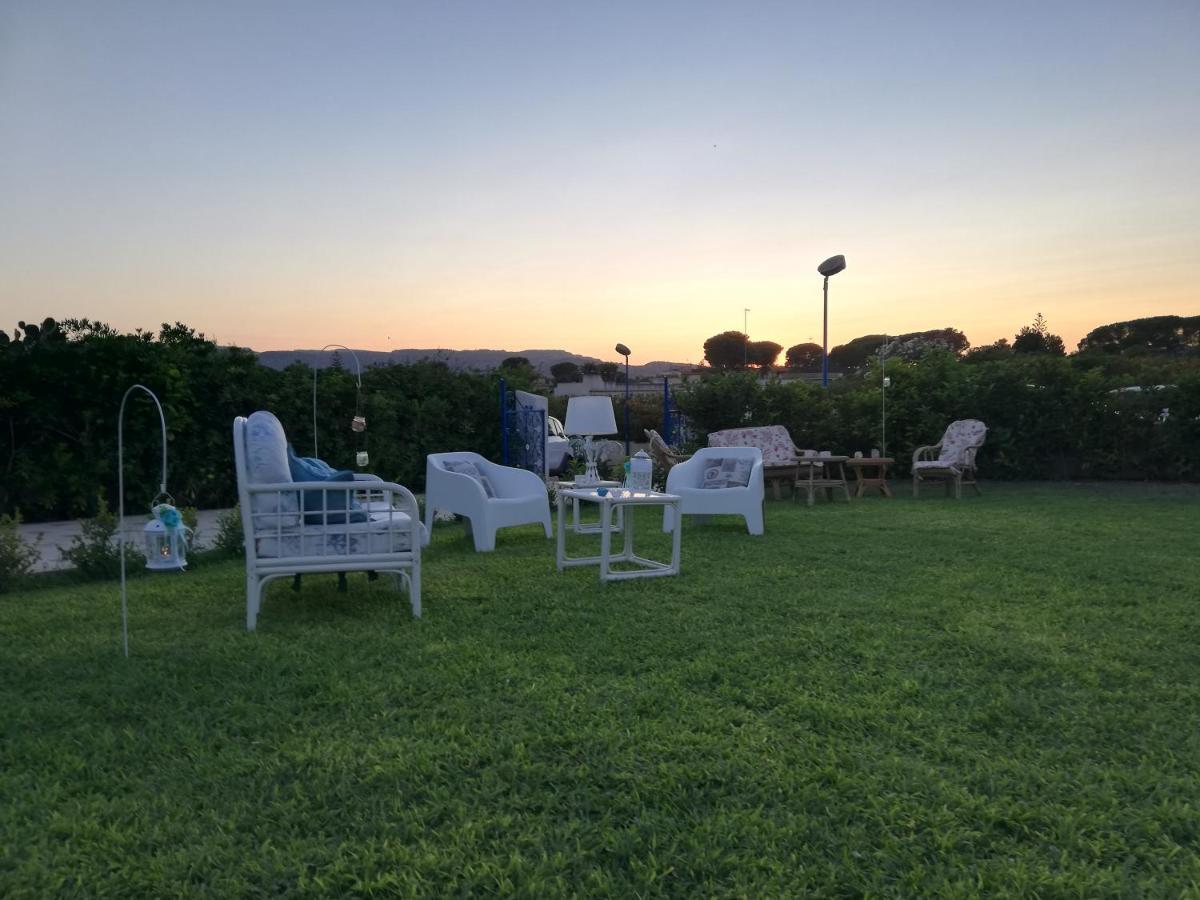 Le Stelle Di Orione Villa Fontane Bianche Bagian luar foto